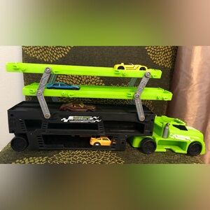 Race & Store Transformer Toy Truck